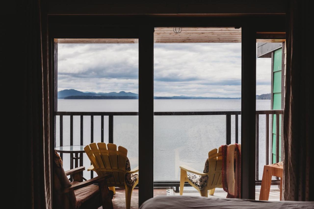 The Oceanfront Hotel Sointula Екстериор снимка