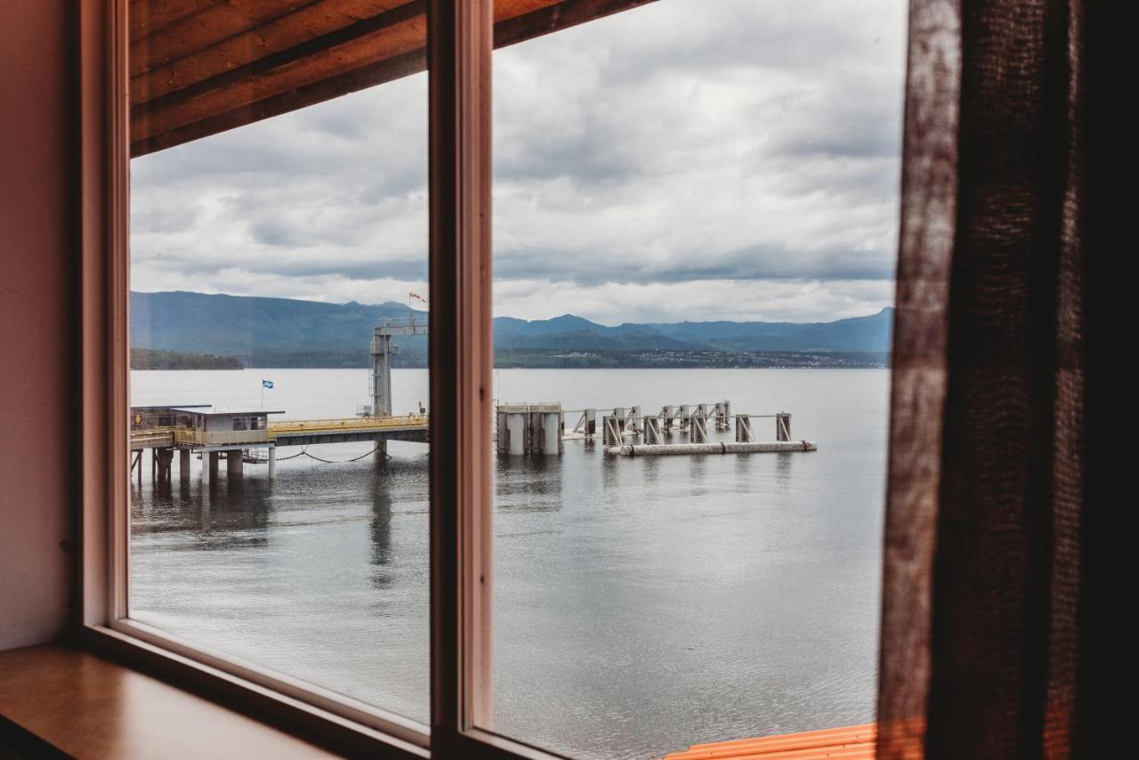 The Oceanfront Hotel Sointula Екстериор снимка